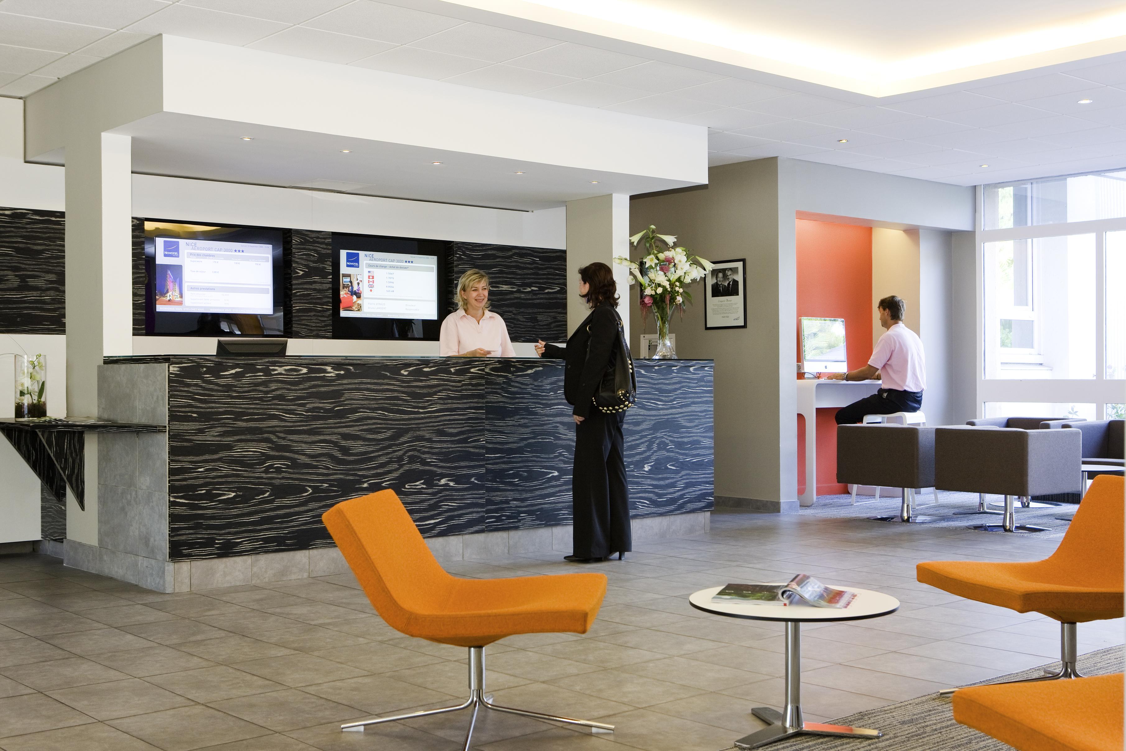 Novotel Nice Aéroport Cap 3000 Saint-Laurent-du-Var Buitenkant foto